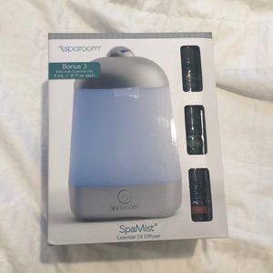 Unopened diffuser with three essential oils